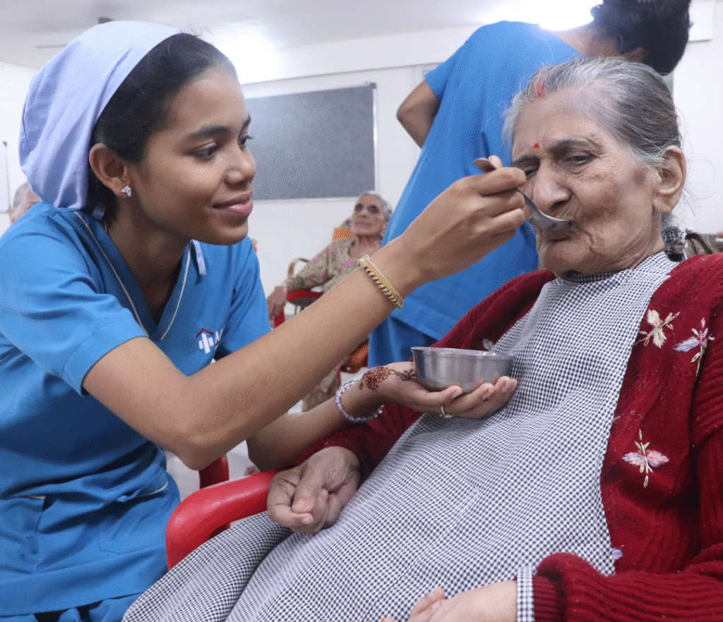 Aaji care versova-4